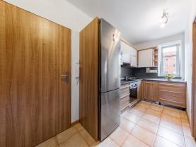 Prodej bytu 2+1, 57 m², Ostrov, ul. Luční