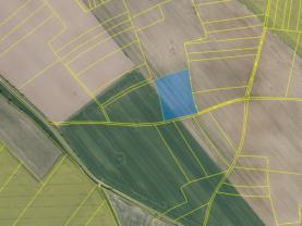 Prodej orné půdy, 9 628 m² v Řestokách, okres Chrudim