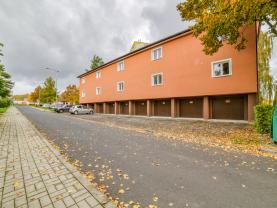 Prodej nájemního domu, 500 m², Nová Role, ul. Tovární