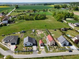 Prodej pozemku k bydlení, 1050 m², Vesce