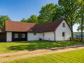 Prodej rodinného domu 67,9 m² s dílnou 67,3 m² Jílovice