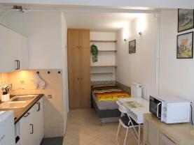 Pronájem bytu 1+kk, 21 m², Loděnice, ul. Spojovací