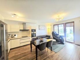 Prodej bytu 3+kk/balkon, 91 m², Praha, ul. Hanusova