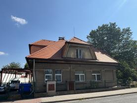 Prodej rodinného domu, 300 m², Králův Dvůr, ul. Fučíkova