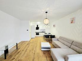 Pronájem bytu 2+kk, 59 m², Praha, ul. Ramonova