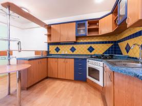 Prodej bytu 2+1, 60 m², Holešov, ul. nám. Svobody