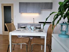 Pronájem bytu 1+kk, 21 m², Teplice, ul. Bratislavská