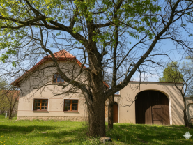 Prodej rodinného domu, 250 m², Ostřetín