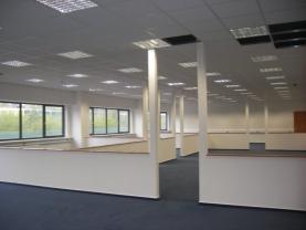 Pronájem kancelářského prostoru, 1616 m², Plzeň, ul. Chebská