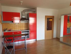 Prodej bytu 1+kk, 33 m², Praha 9, ul. Boloňská