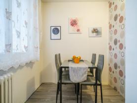 Pronájem bytu 2+1, 60 m², Klášterec n/O, ul. 17. listopadu
