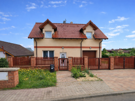 Prodej rodinného domu, 198 m², Sadov