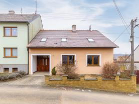 Prodej rodinného domu 353 m2, pozemek 1164 m², Ivaň
