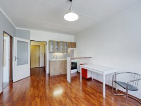 Pronájem bytu 2+kk, 38 m², Plzeň, ul. Bzenecká