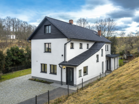 Prodej rodinného domu k bydlení i podnikání v Kosově Hoře