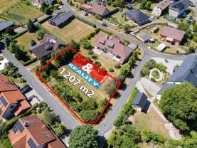 Prodej pozemku k bydlení, 1207 m², Kolová