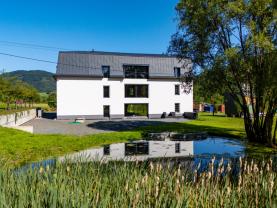 Prodej nájemního domu, 800 m², Lichnov