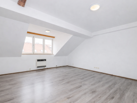 Pronájem bytu 1+kk v Plzni, ul. Barrandova