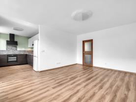 Prodej bytu 3+1 v Červeném Kostelci, ul. 17. listopadu