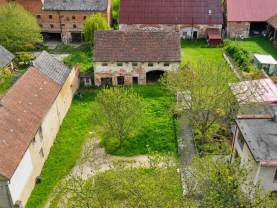 Prodej pozemku k bydlení, 801 m², Lužná