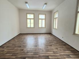 Pronájem kancelářského prostoru, 41 m², Kladno, ul. Váňova