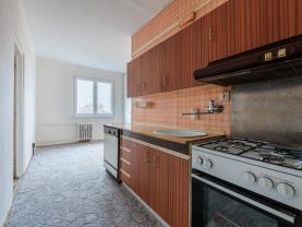 Prodej bytu 3+1, 58 m², Nová Role, ul. Chodovská