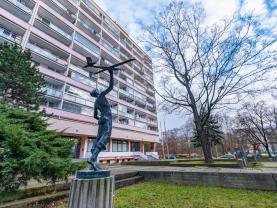 Prodej bytu 3+1, 75 m², Praha, ul. Tádžická