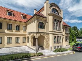 Prodej, historická budova, 664 m² Praha 5 Smíchov