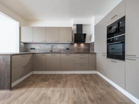 Prodej bytu 3+kk, 65 m², Nehvizdy, ul. Pražská