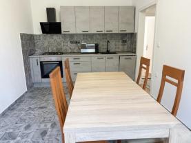 Pronájem bytu 2+1, 69 m², Pardubice, ul. Na Bukovině