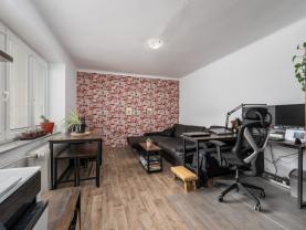 Prodej bytu 1+1, 33 m², České Budějovice, ul. Mánesova