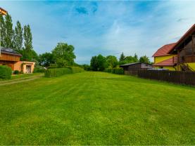 Prodej pozemku k bydlení, 1334 m², Zásada
