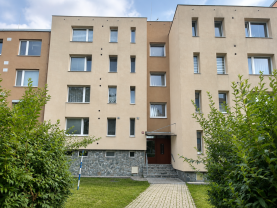 Pronájem bytu 3+1, 76 m², Louny, ul. Františka Chlouby