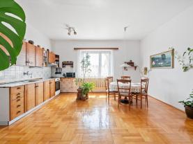 Prodej rodinného domu, 200 m², Velká Jesenice