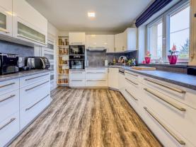 Prodej rodinného domu, 200 m², Lovosice, ul. S. K. Neumanna