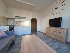 Pronájem bytu 1+kk, 20 m², Sokolov, ul. Marie Majerové