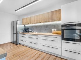 Prodej bytu 4+1, 94 m², Děčín, ul. Nerudova