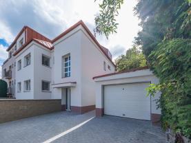 Prodej rodinného domu, 311 m², Praha, ul. Duchcovská