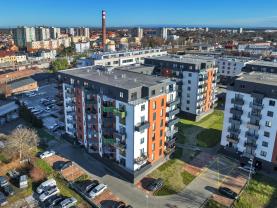 Pronájem garážového stání, Pardubice, ul. Na Spravedlnosti