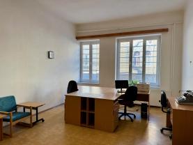 Pronájem kanceláří, Chomutov, ul. Vršovců