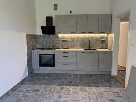 Pronájem bytu 2+1, 65 m², Pardubice, ul. Na Bukovině