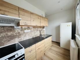 Pronájem bytu 3+1, 67 m², Zlín, ul. Chelčického