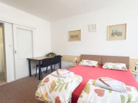 Pronájem bytu 1+kk, 29 m², Zlín, ul. Svat. Čecha