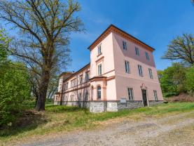 Prodej historického objektu s pozemkem 4 672 m²