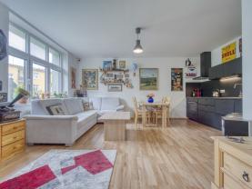 Prodej bytu 2+kk, 58 m², Plzeň, ul. Mánesova