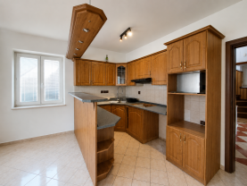 Prodej rodinného domu, 195 m², Nasavrky