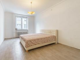 Prodej bytu 2+1, 55 m², Karlovy Vary, ul. K. Čapka