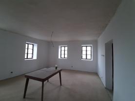 Prodej rodinného domu , 300 m², Sovinec