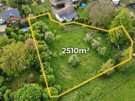 Prodej pozemku k bydlení, 2510 m², Krnov, ul. Chářovská
