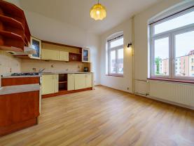 SLEVA Prodej bytu 1+1, 45 m², Cheb, ul. Palackého